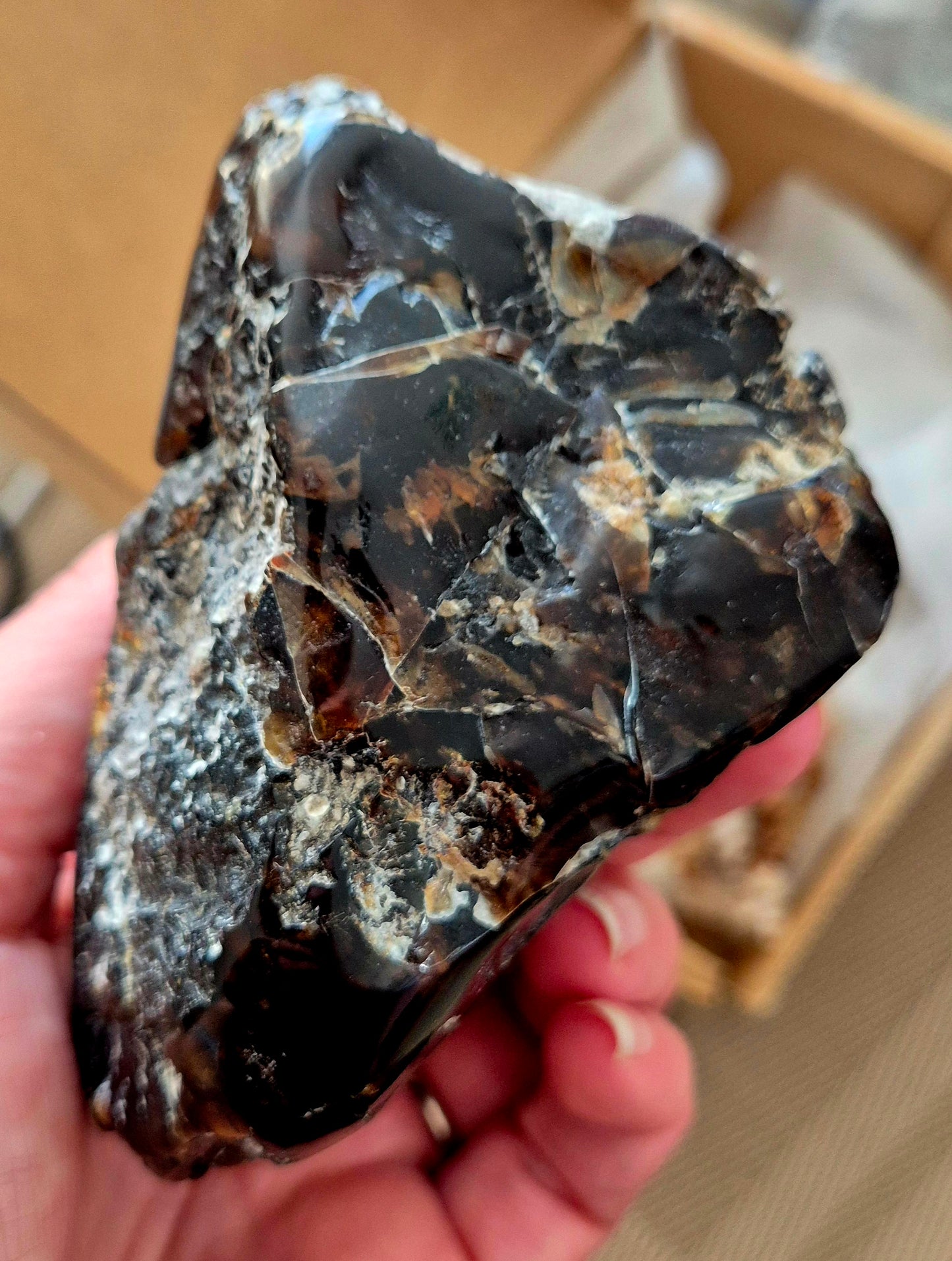 911.50CT EXCELLENT HUGE POLISHED 100% NATURAL MEXICAN BLUE AMBER